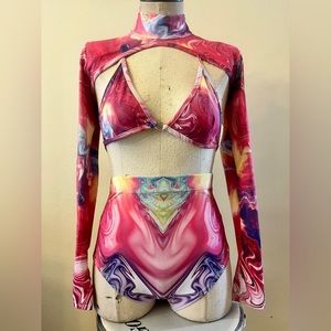 Raver set for dance on stretchy bathing suit style fabric. Brand new,never worn